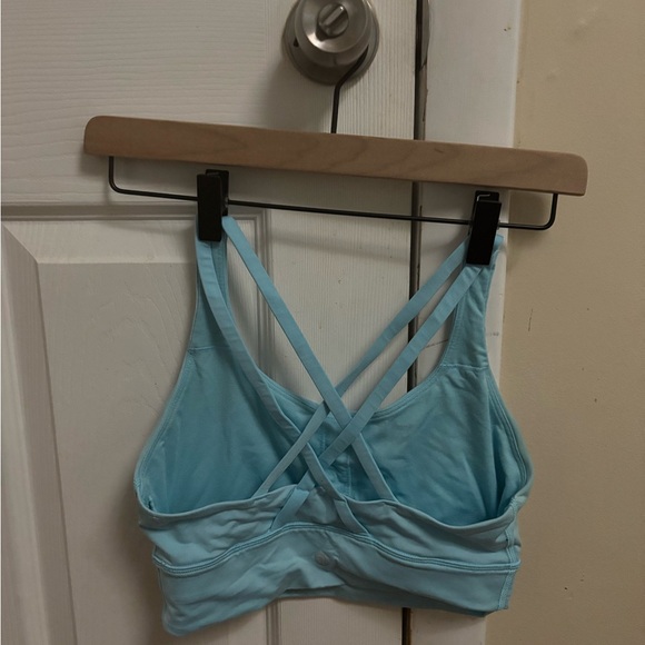 Lululemon Athletica Light Blue Sports Bra - Size 6 - Picture 4 of 6